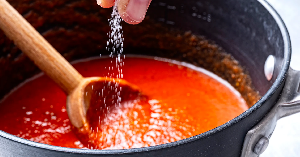 Adding sugar to balance out the heat in a spicy curry